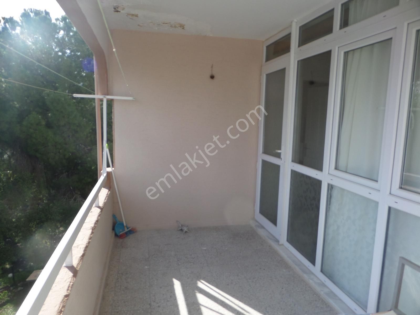 100.yılda,3.kat,3+1,kapalı Mut.cephesi Komple Açık Satılık Daire - Görsel 4