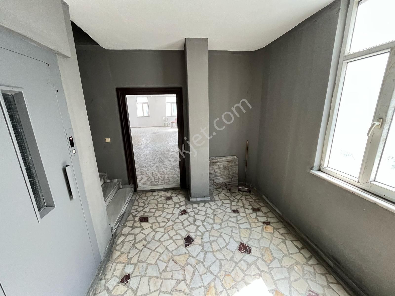 Aydın İnş. 1.cebeci Cad. Cephe 200m2 1.kat Asansörlü Dükkan - Görsel 12