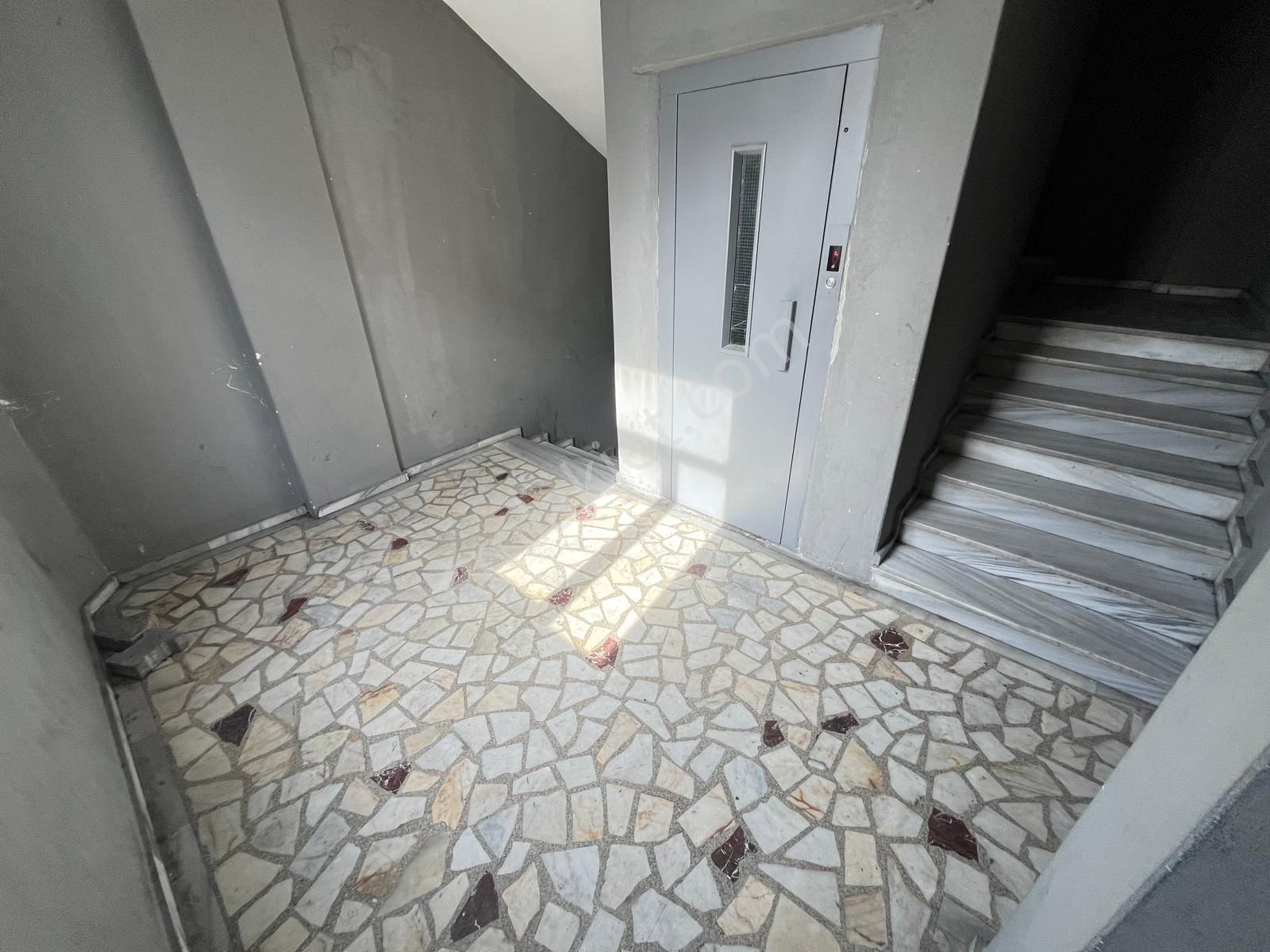 Aydın İnş. 1.cebeci Cad. Cephe 200m2 1.kat Asansörlü Dükkan - Görsel 22