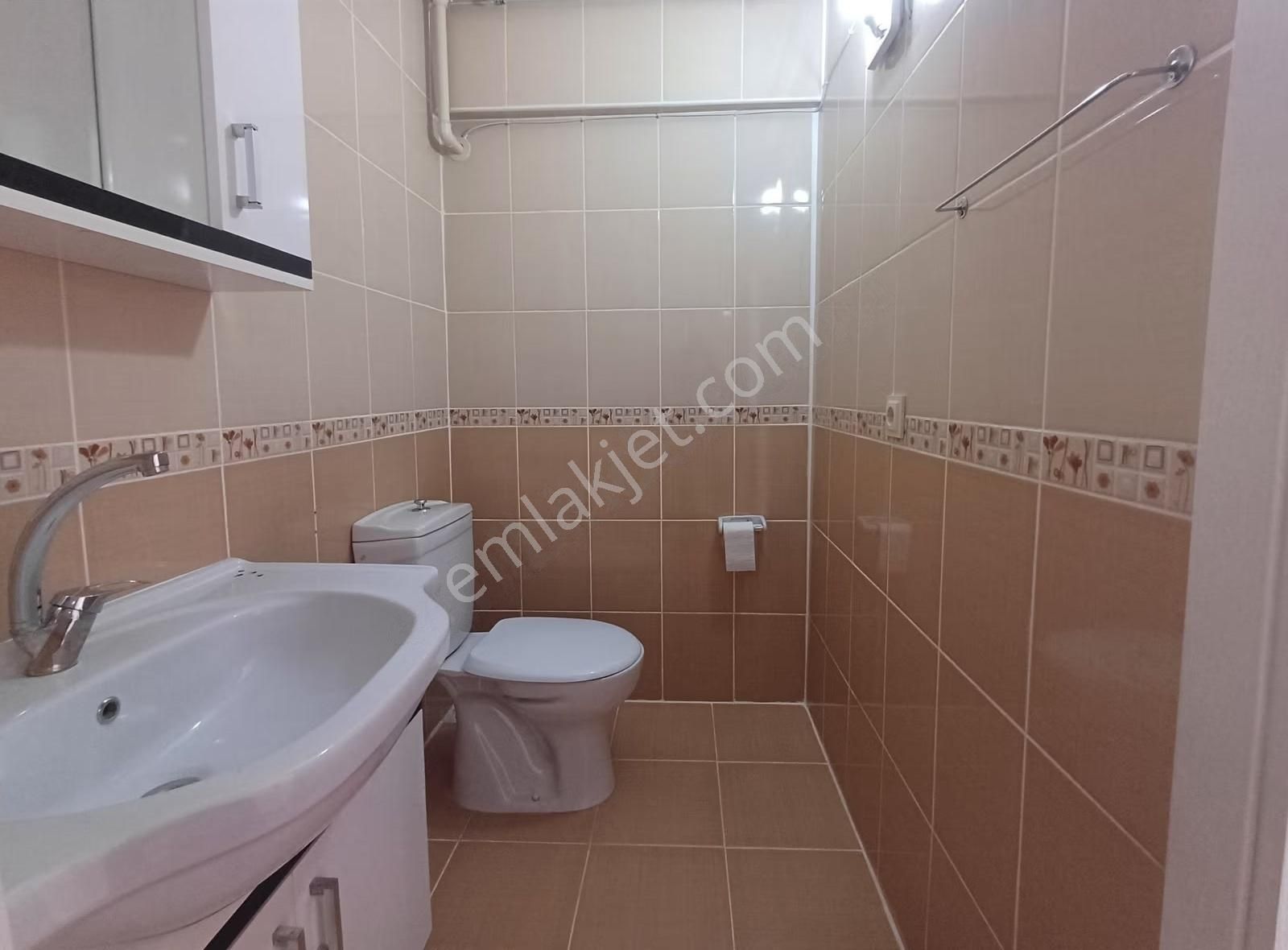 Doğru Emlak'tan Egekent Civarı 2+1 Geniş Bakımlı Kiralık Daire - Görsel 8