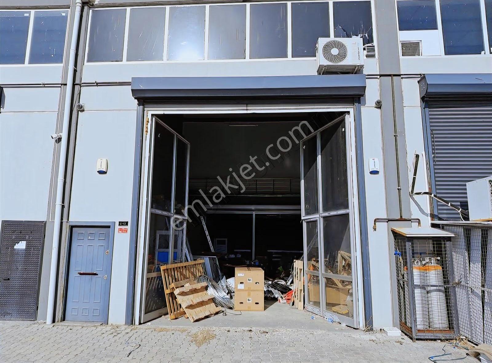 Afyon Osb'de Satılık Dükkan: 180m² Güney Cephe Hazır Giyimciler - Görsel 6
