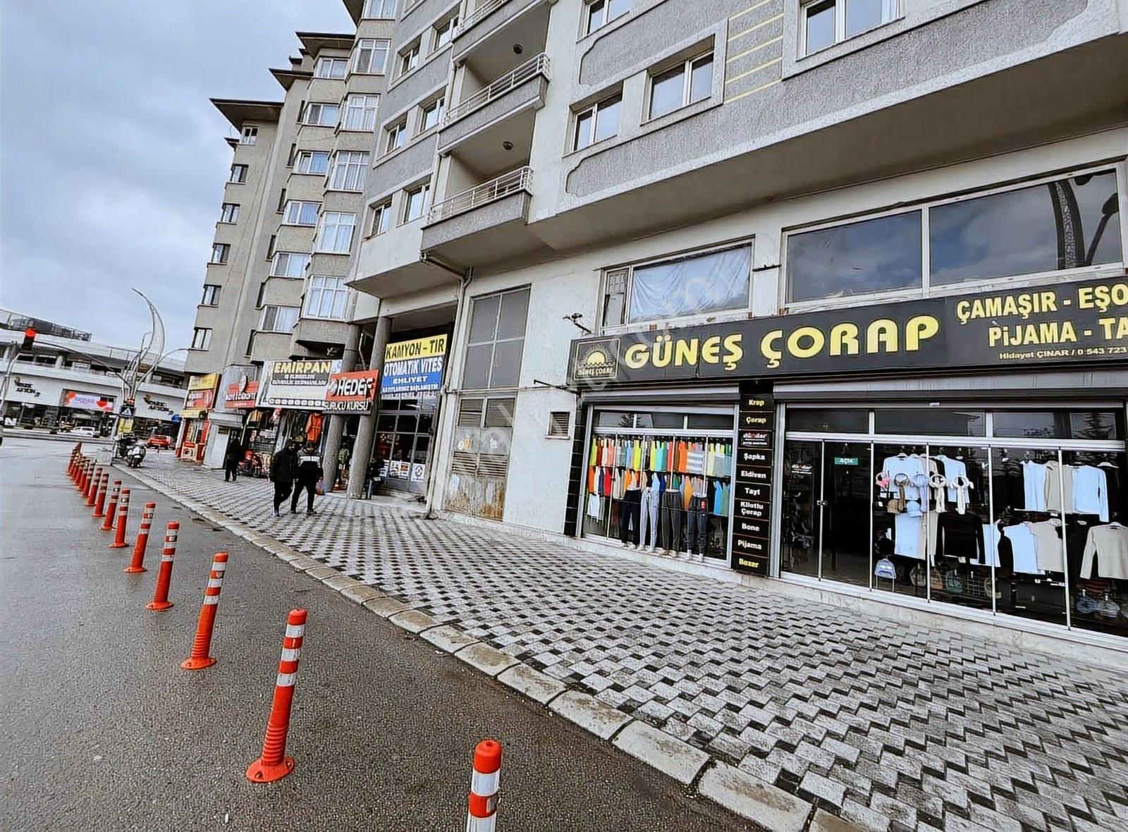Park Afyon'a Yakın Bölgede Fırsat Devren İç Giyim Mağazası - Görsel 6