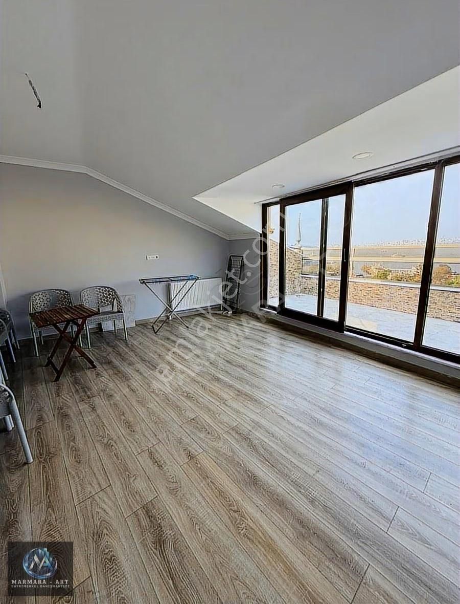 Üsküdar Da Satılık Bogaz Manzaralı Dubleks Daire - Görsel 11