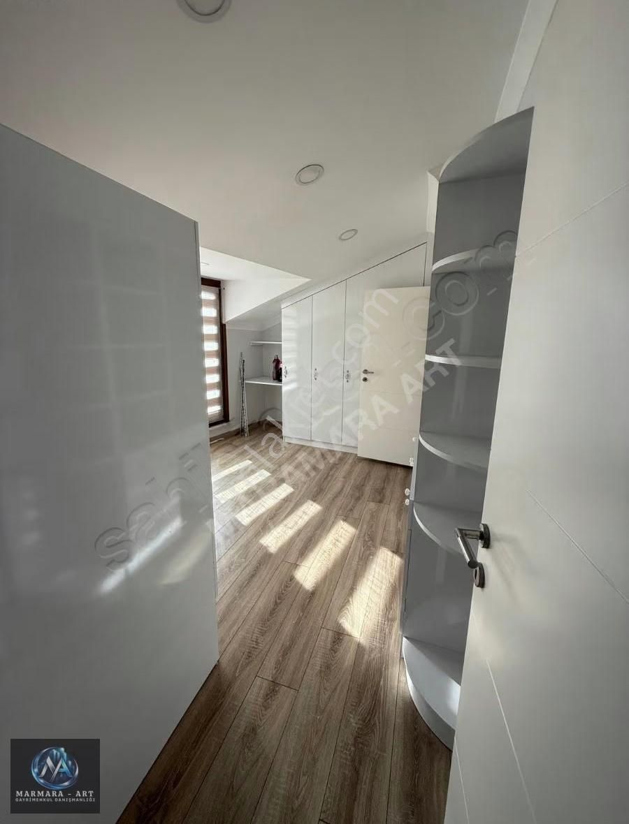 Üsküdar Da Satılık Bogaz Manzaralı Dubleks Daire - Görsel 14