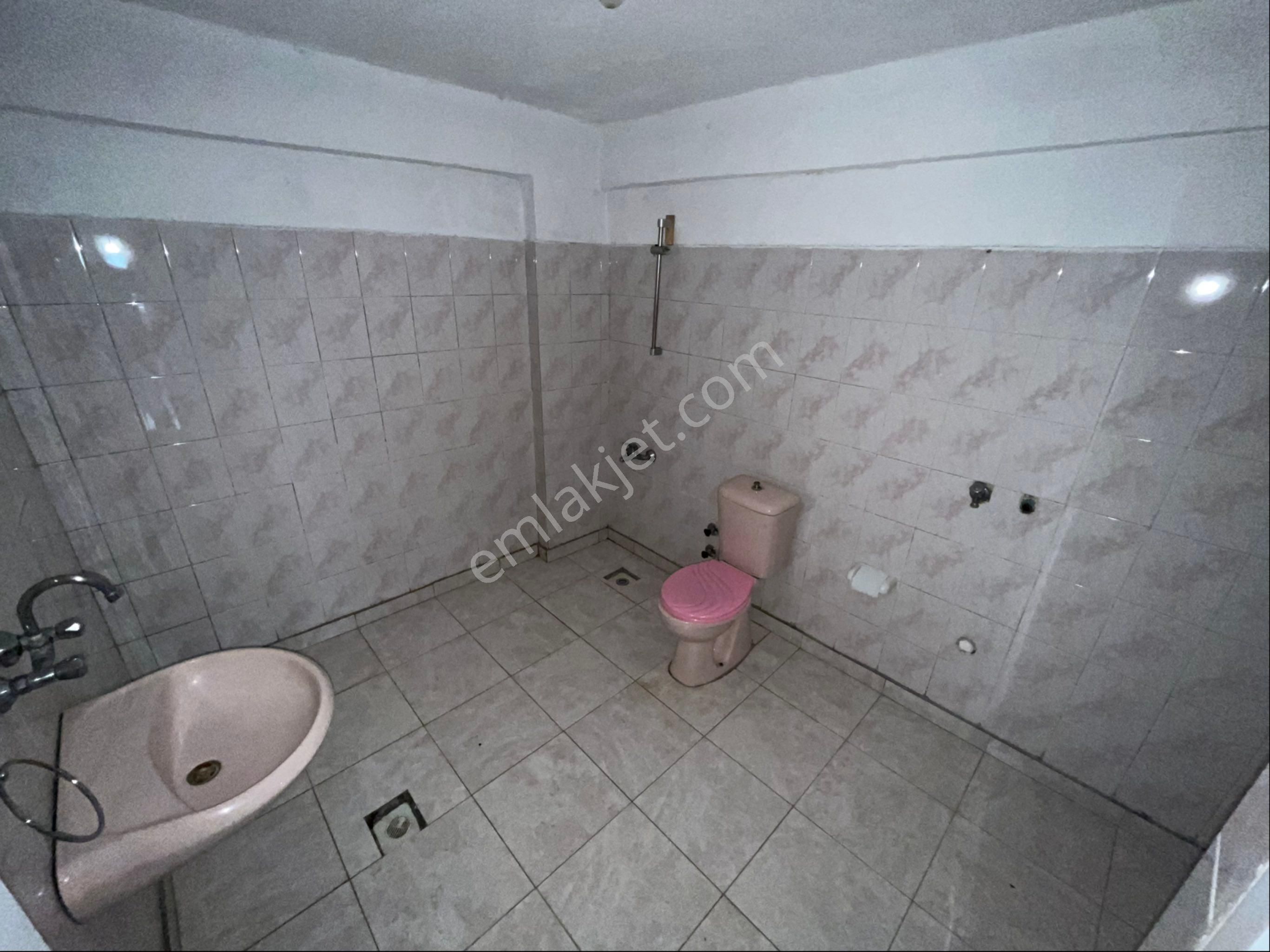 Osmanlı Mah' De Site İçi 3+1 Ara Katta Da Kaçırılmayacak Daire.. - Görsel 23