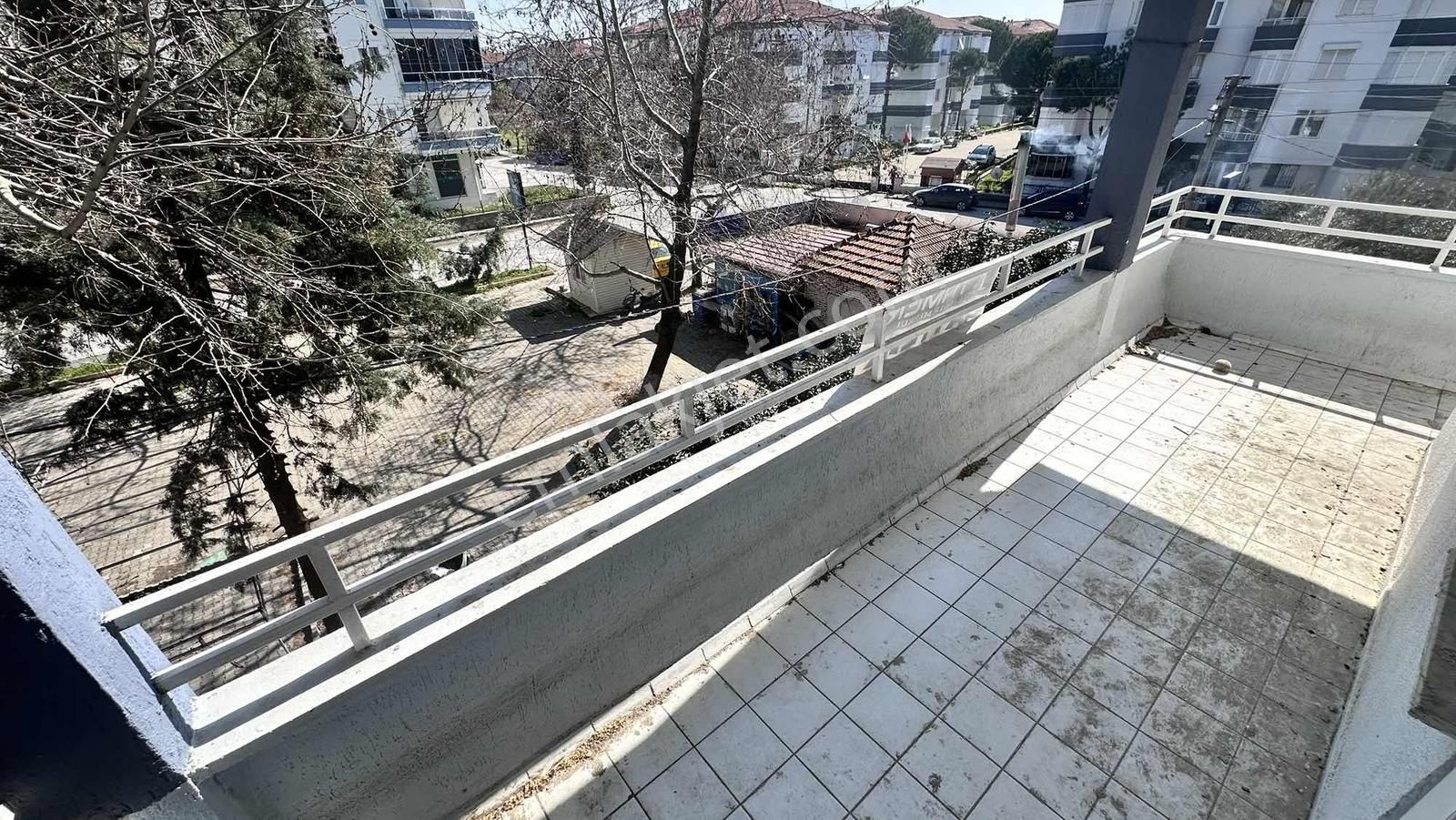 Tamer'den Altınkumda 3+1 Ayrı Mutfak Arakat Ön Cephe Daire - Görsel 21
