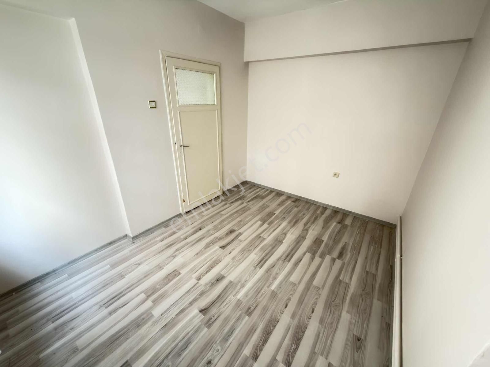 Etlik Adnan Yüksel Cad. Yakını 1.kat 3+1 Güney Cepe Masrafsız - Görsel 18