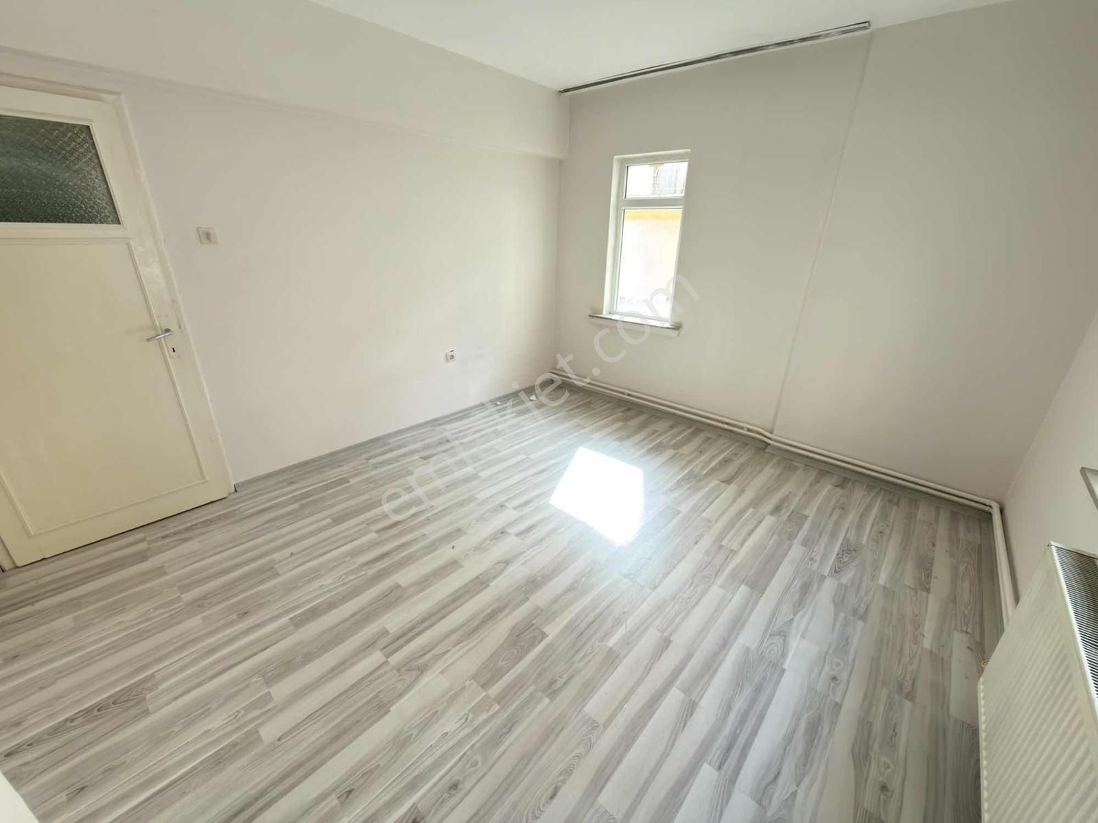 Etlik Adnan Yüksel Cad. Yakını 1.kat 3+1 Güney Cepe Masrafsız - Görsel 10