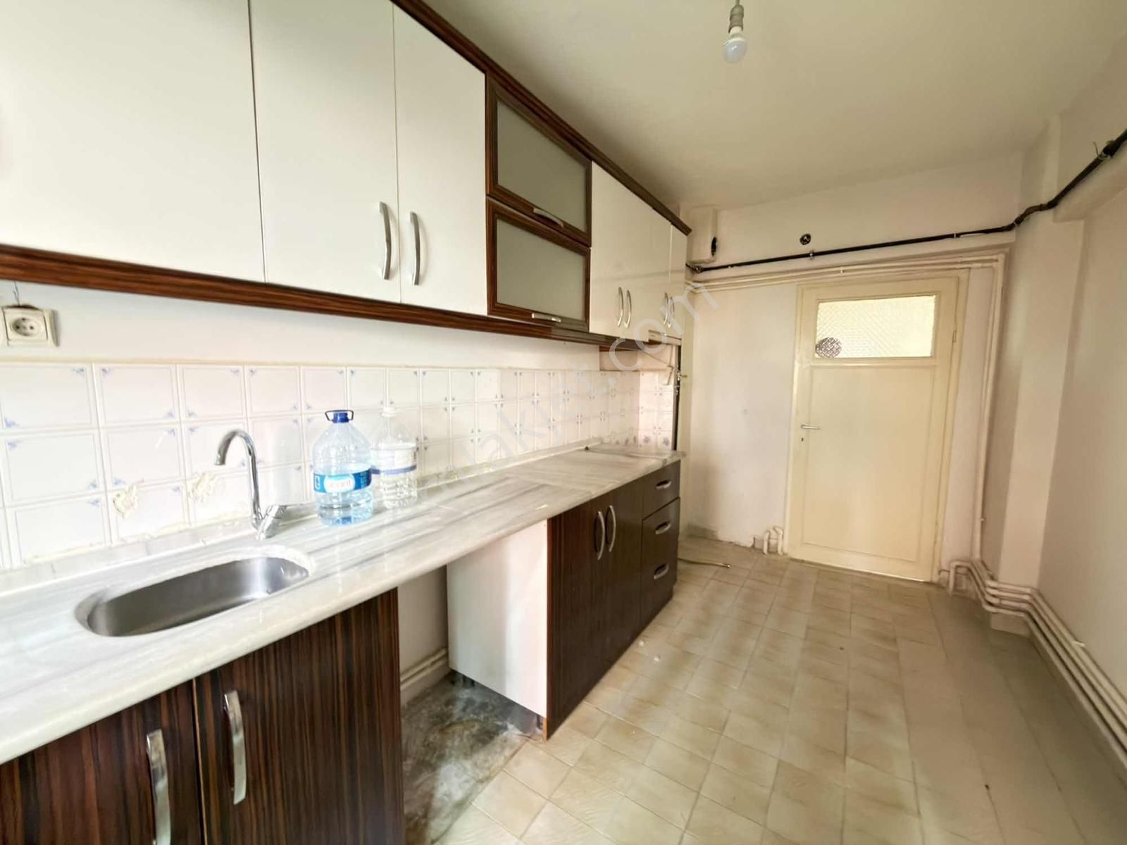 Etlik Adnan Yüksel Cad. Yakını 1.kat 3+1 Güney Cepe Masrafsız - Görsel 13