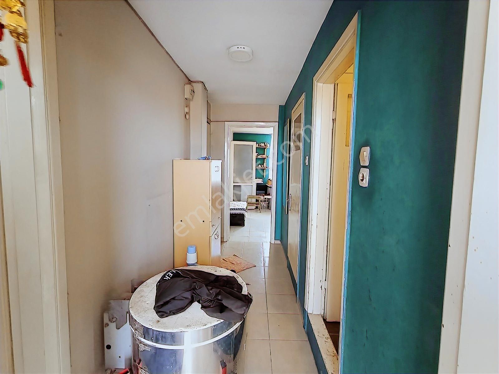 Karşıyaka Sevgi Yoluna Cephe Büyük Teraslı 3+1 Fırsat Daire E-44 - Görsel 23