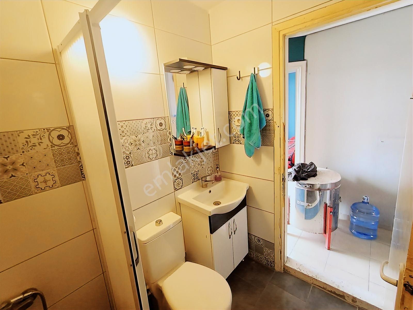 Karşıyaka Sevgi Yoluna Cephe Büyük Teraslı 3+1 Fırsat Daire E-44 - Görsel 32