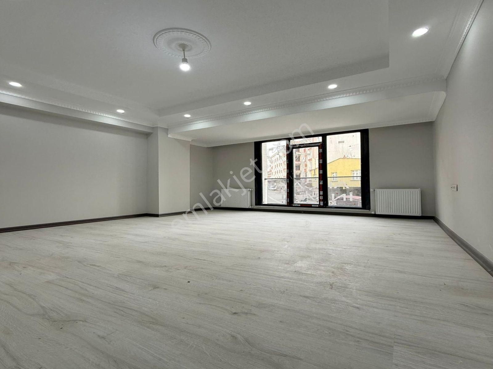 Üçevler Mahallesi Sıfır İnşaat 2+1 Fırsat Daireler Balkonlu !!!