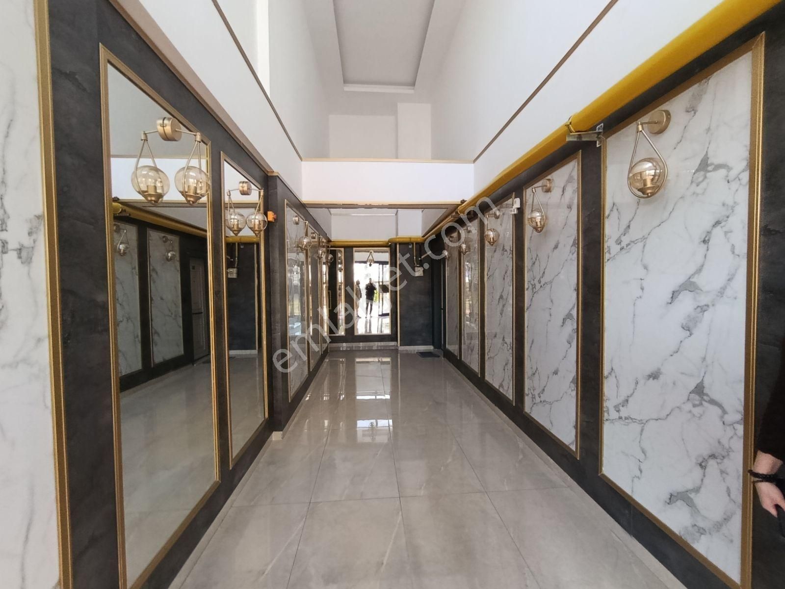 Mezitli Akdeniz Mahallesi'nde Ultra Lüks 2+1 Satılık Daire - Görsel 11