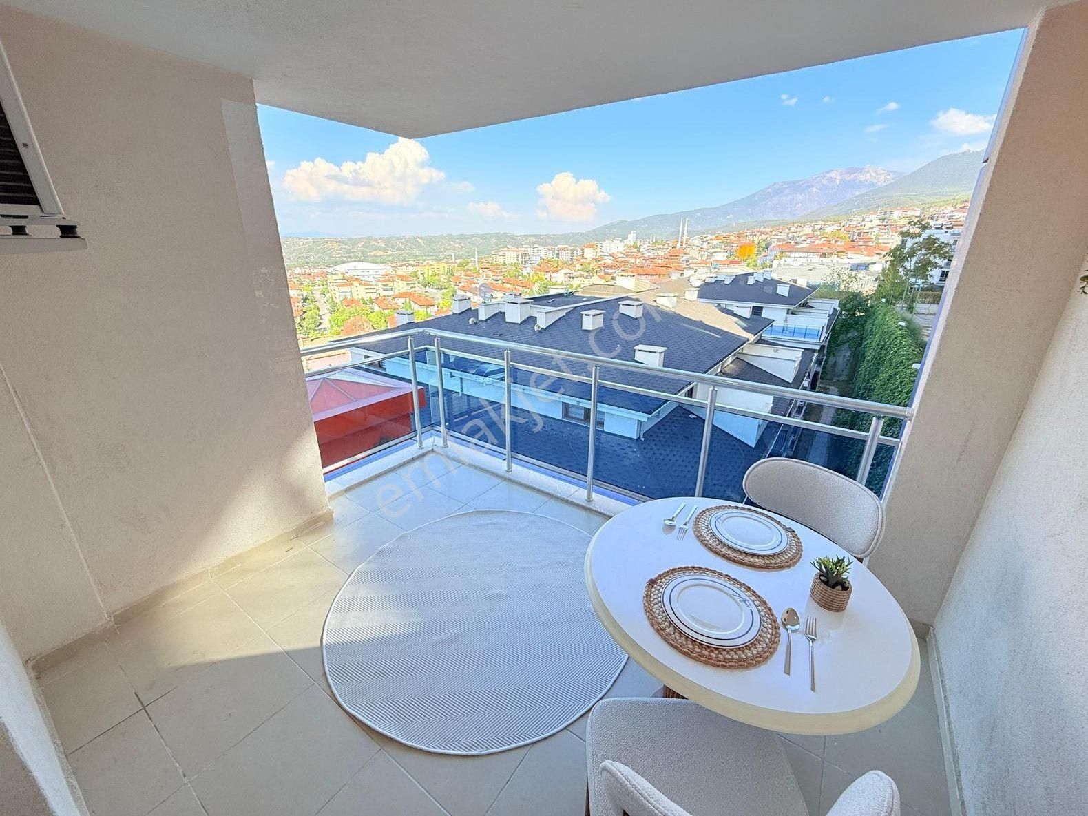 Zeytinköy Mahallesinde Denizli Manzaralı Havuzlu Yönetimli Balkonlu Arakat 1+1 Kiralık Apart - Görsel 10