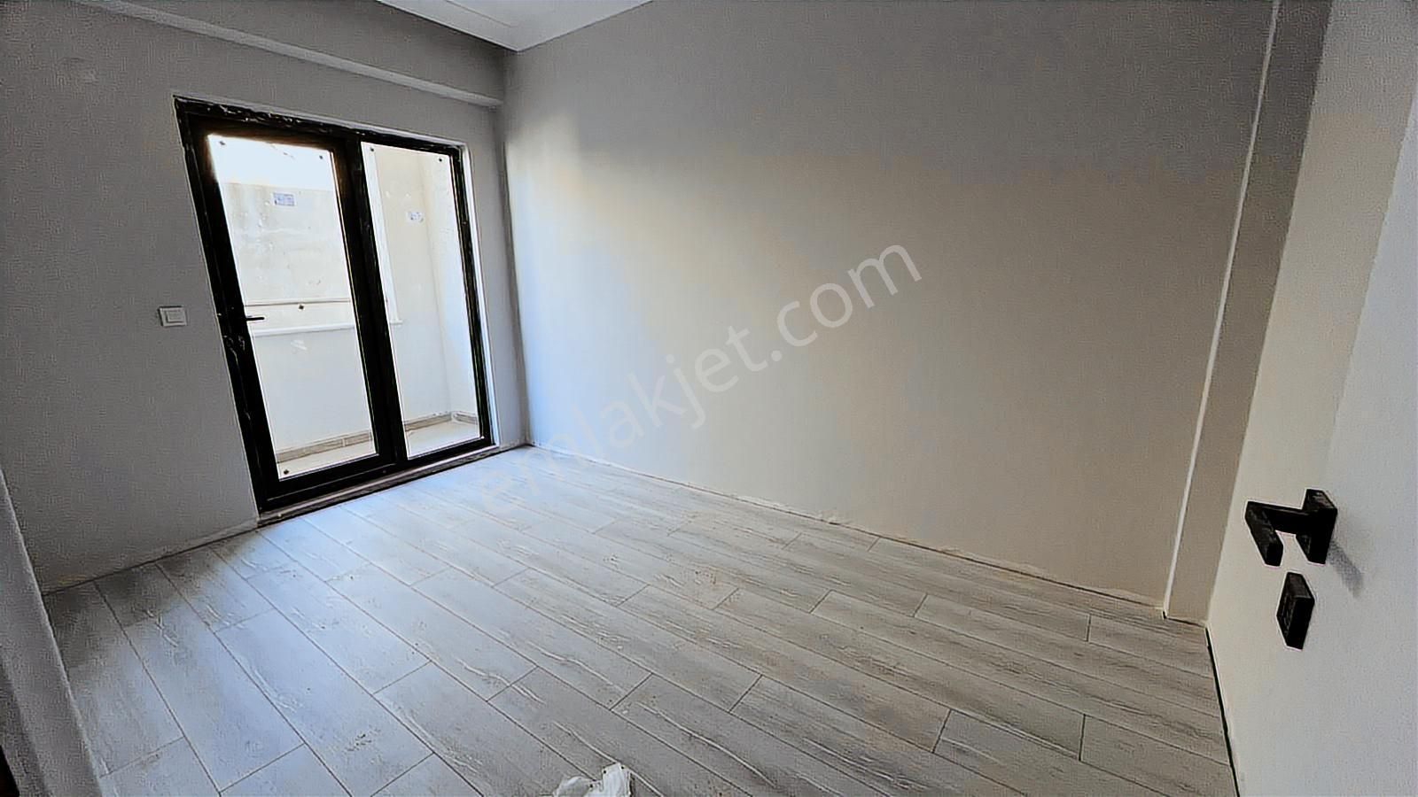 Blk. Adliye Arkasında Arakat 1+1 Dairemiz Satlıktır. 3.100 000tl - Görsel 14