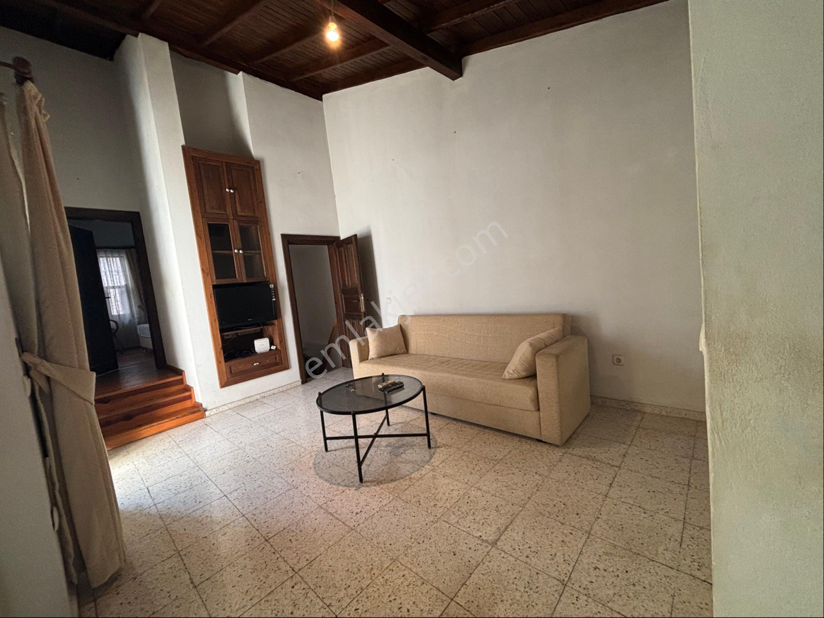 Kaleiçi’nde Satılık 2+1 Müstakil Ev-yatırıma Ve Airbnb’ye Uygun - Görsel 10