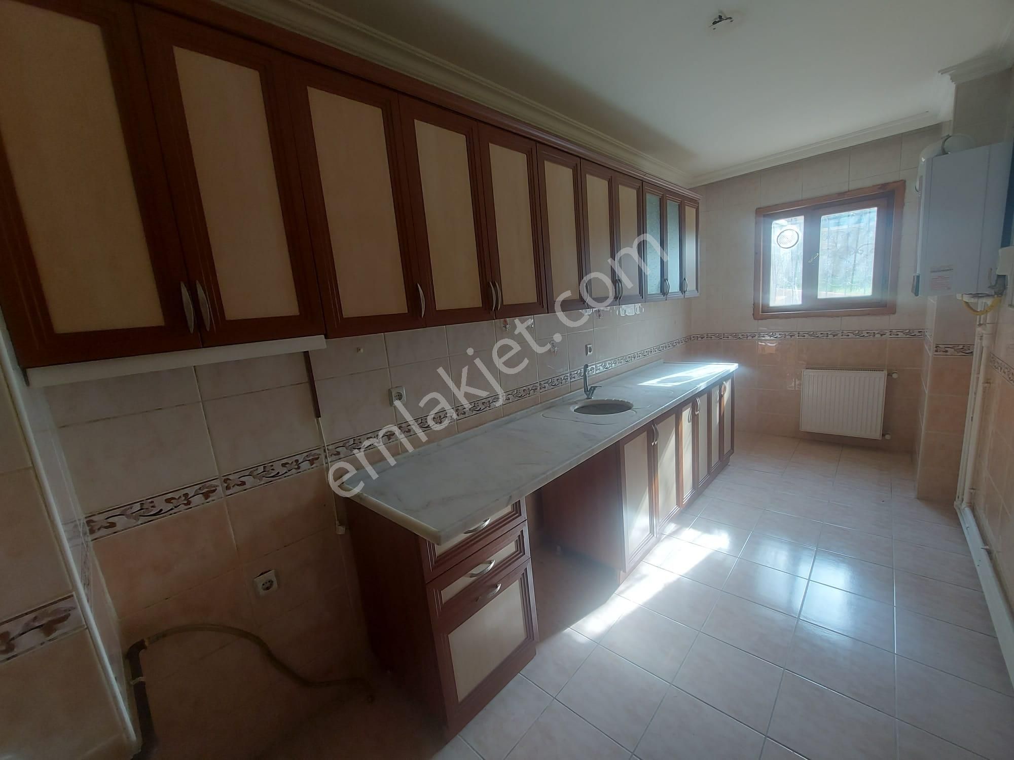 Asyapıdan 3+1+kiler 140m2 Aileye-bekara Öveçlerde Lüx Kombili - Görsel 6