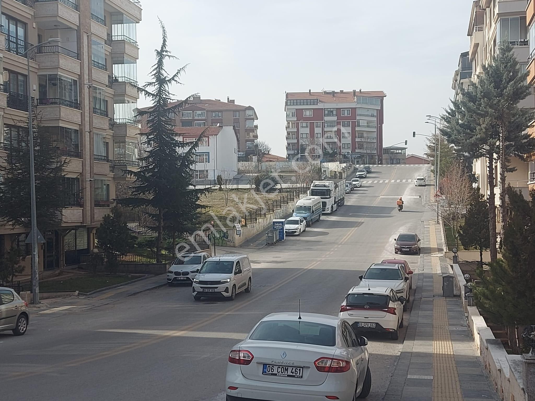 Asyapıdan 3+1+kiler 140m2 Aileye-bekara Öveçlerde Lüx Kombili - Görsel 31