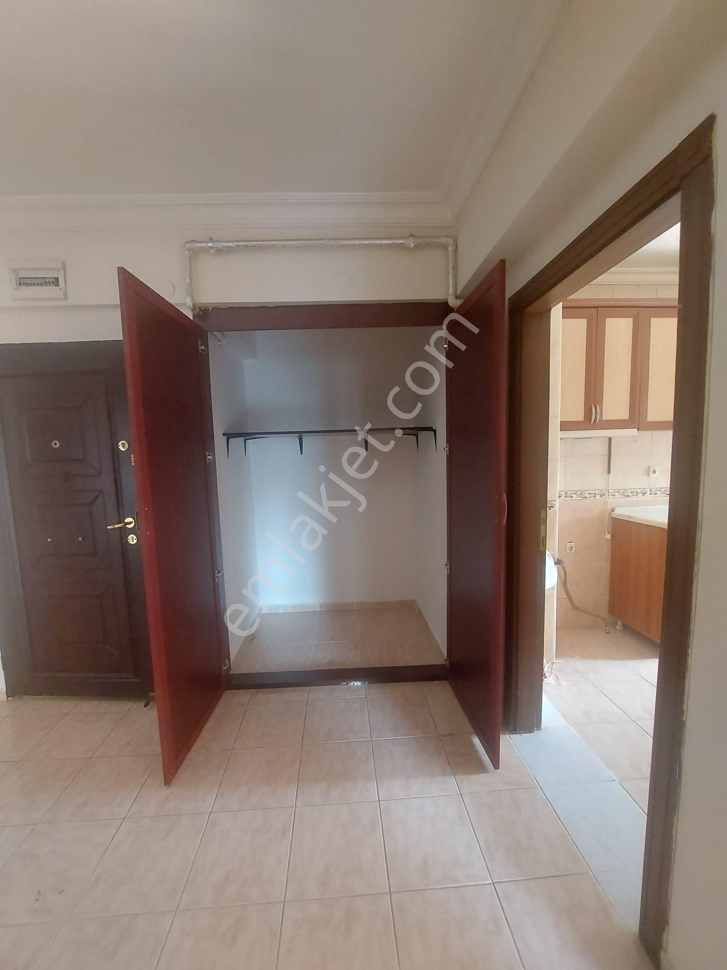 Asyapıdan 3+1+kiler 140m2 Aileye-bekara Öveçlerde Lüx Kombili - Görsel 18