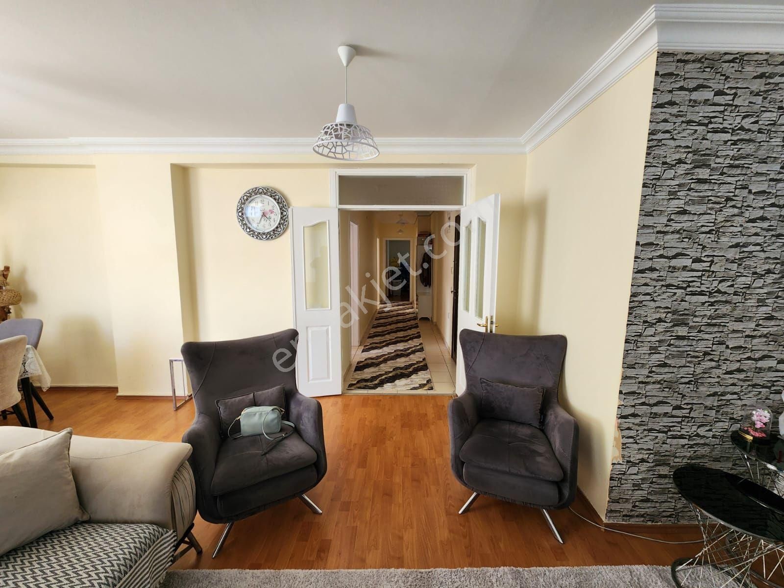 Meydankavağında Satılık 3+1 Geniş Daire - Görsel 13