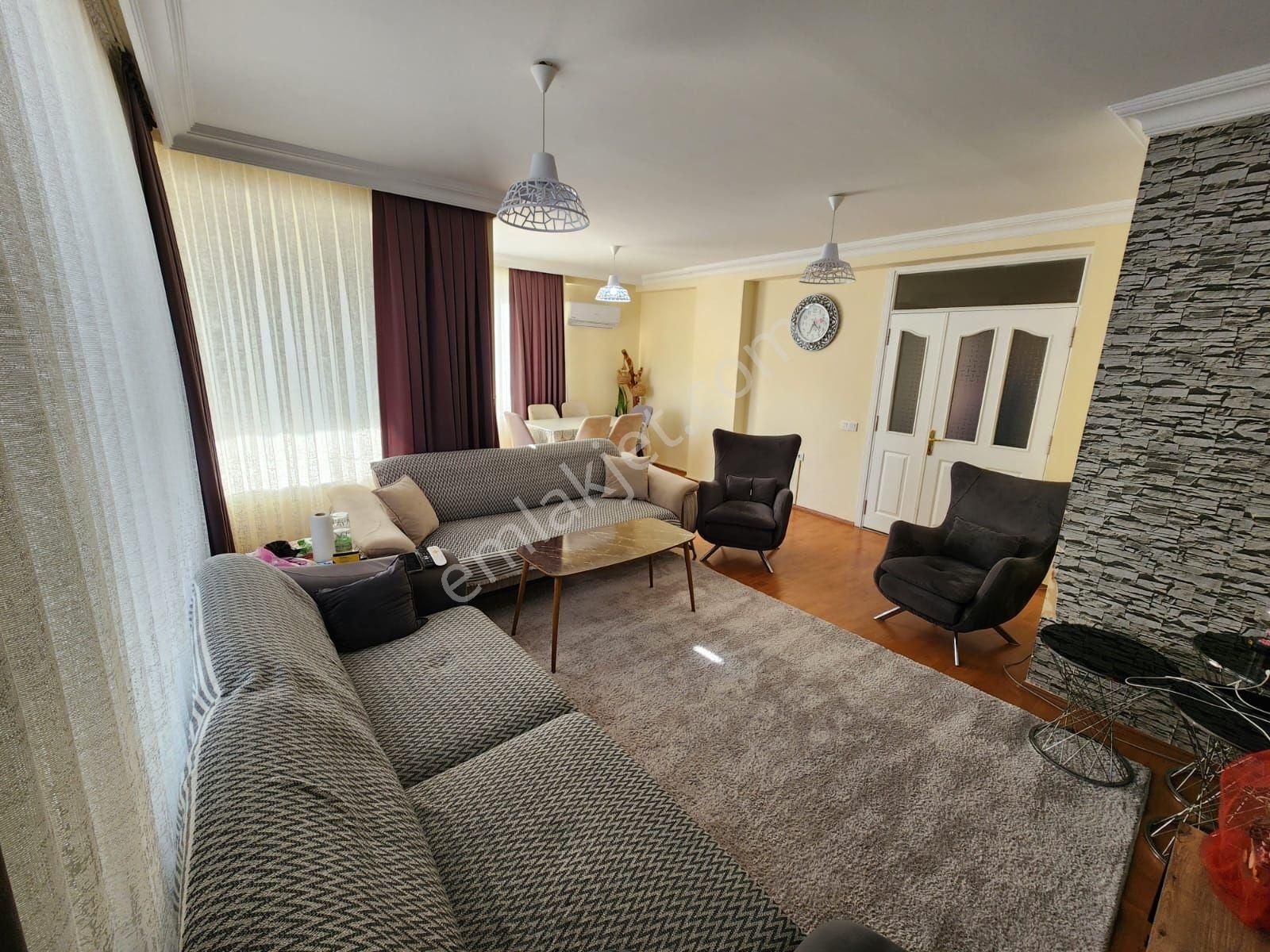 Meydankavağında Satılık 3+1 Geniş Daire - Görsel 12