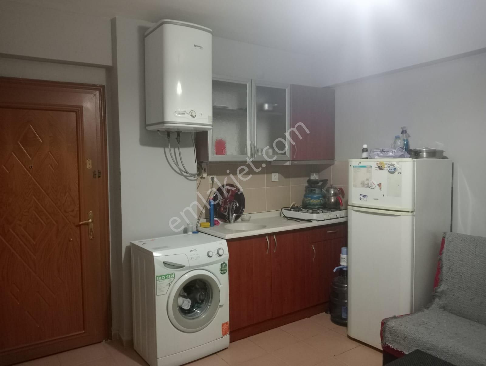 Ender Uysal Gayrimenkuldenı Asmalıevlerde 1+1 Arakat Balkonlu Kiralık Apart.