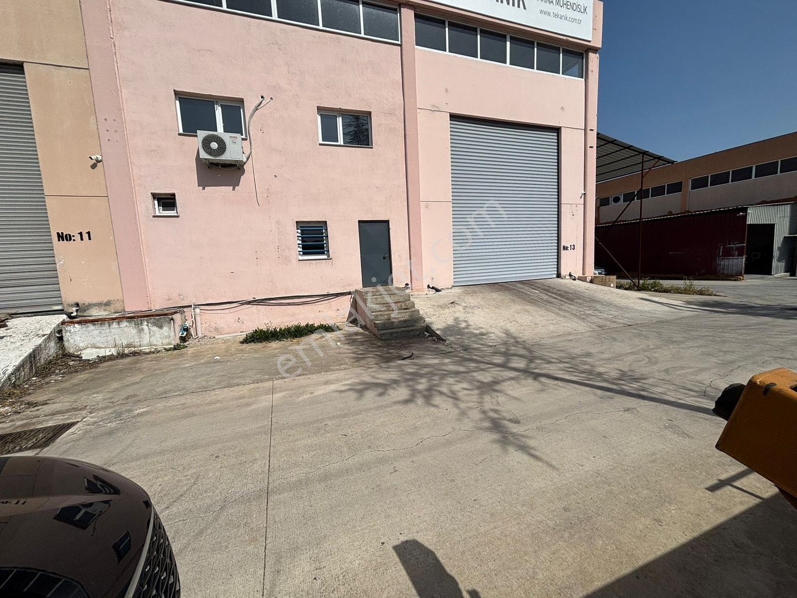 İzmir Torbalı Pancar Çetmen Sanayi 500 M2 Kiralık Depo Fabrika