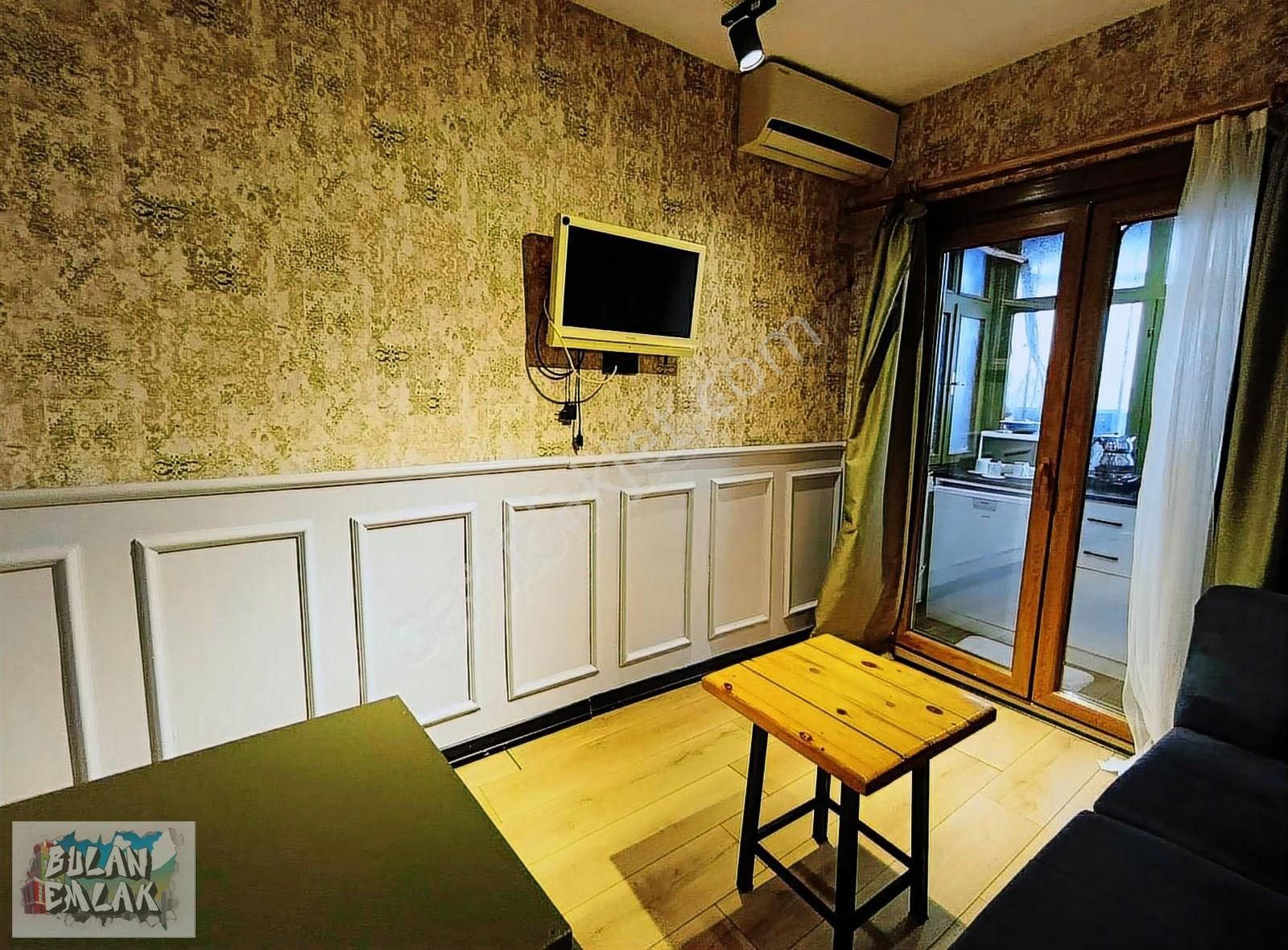 Bulan'dan Ortaköy Caddeye Yakın 2 Katlı Binada Full Eşyalı 1+1 - Görsel 13