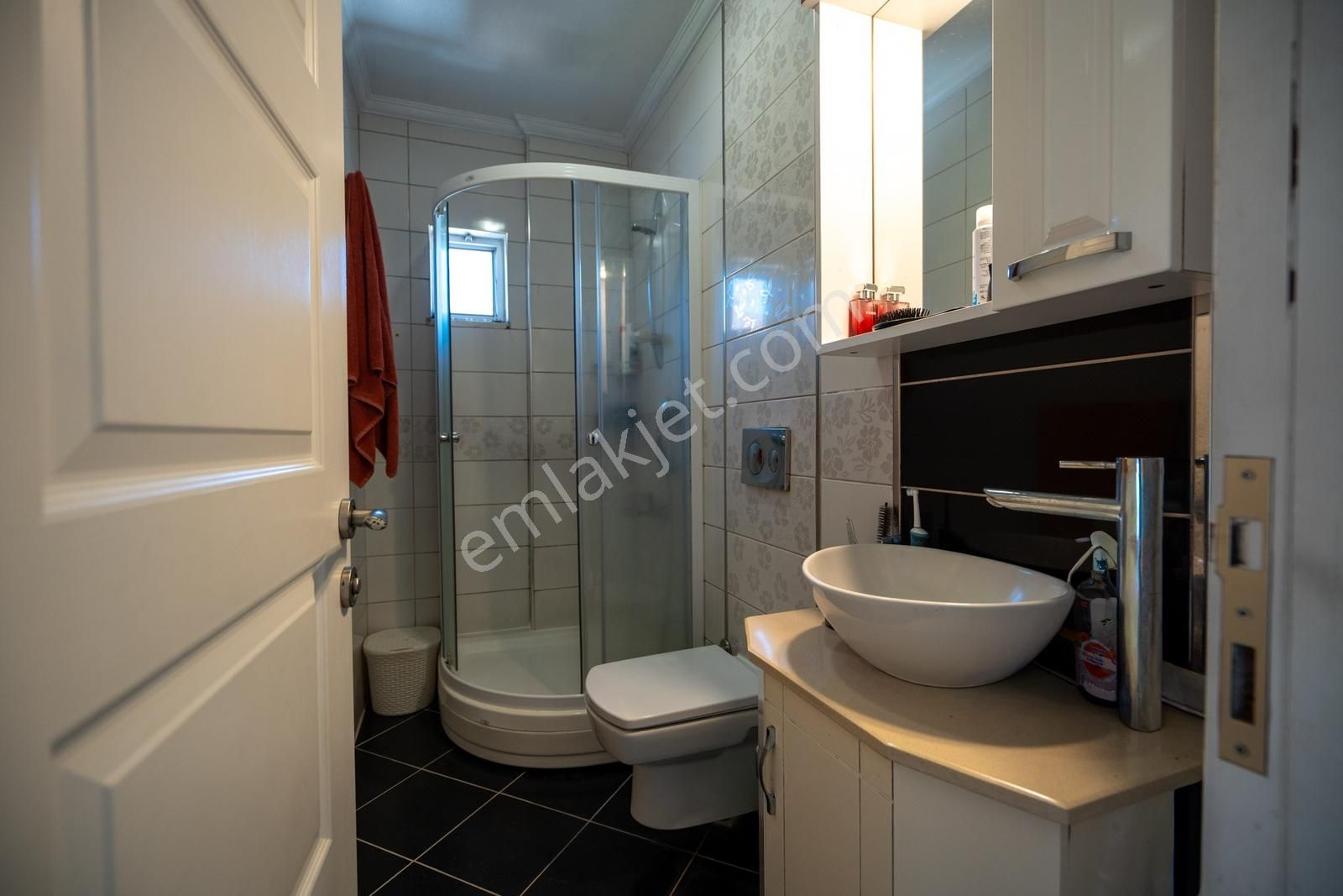Cb Marina'dan Marmaris Merkezde Havuzlu 3+1 Villa Butik Sitede - Görsel 13