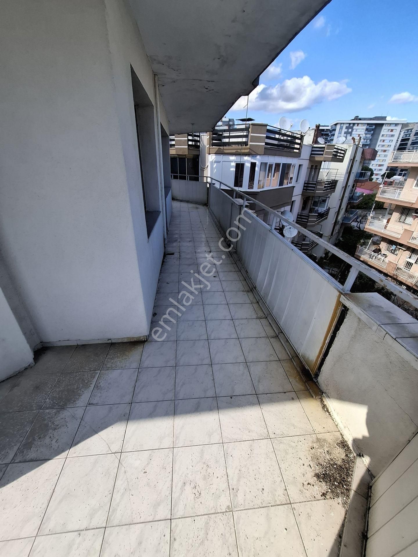 Söke Yenicami Mahallesinde Modern Ve Ferah 3+1 Satılık Daire - Görsel 4