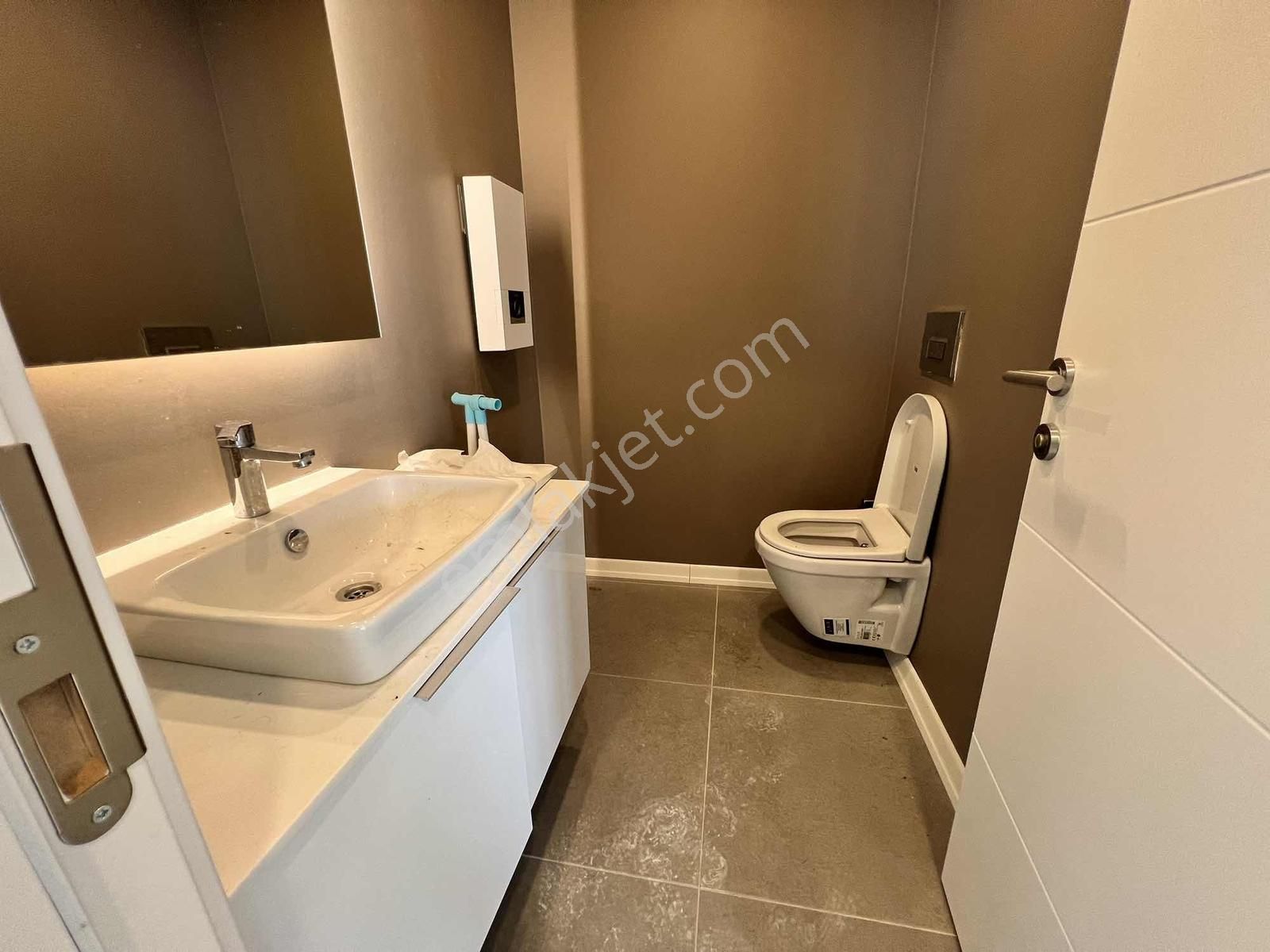 Pera Residance Projesinde Kaçırılmaz 3+1 164m2 Kiralık Katı. - Görsel 11