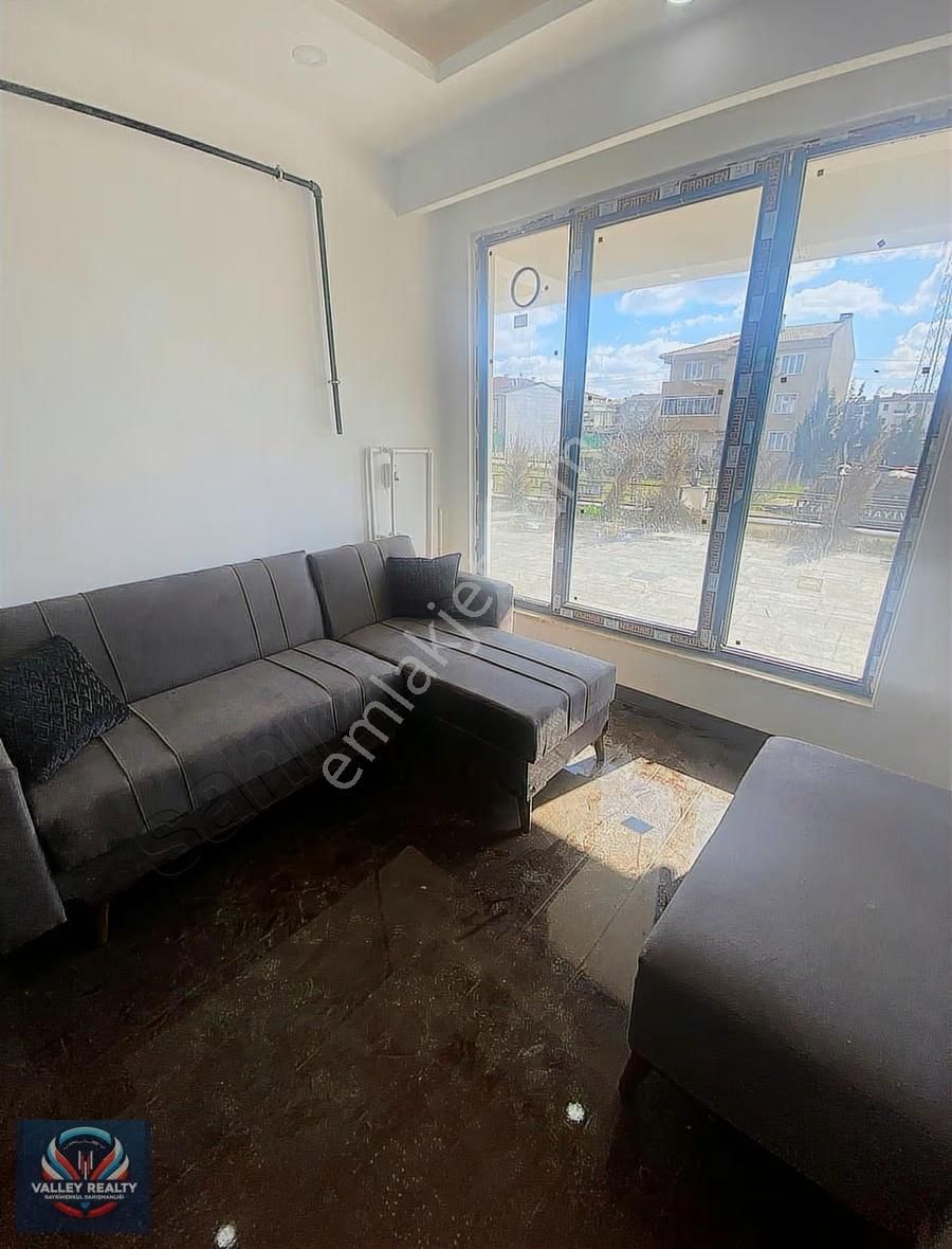 Valleyden Zafer Mahallesinde Kiralık Eşyalı 1+1 Daire! - Görsel 16