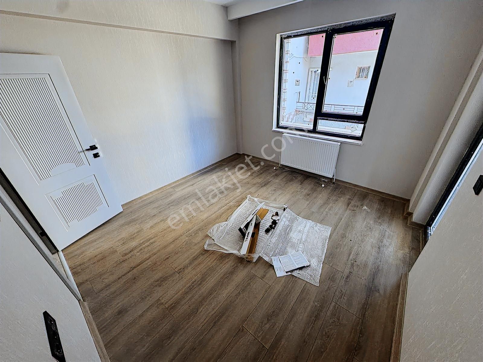 Ulukan'dan Atatürk Mah'de Merkeze Yakın Sıfır Binada 3+1 Daire ! - Görsel 17