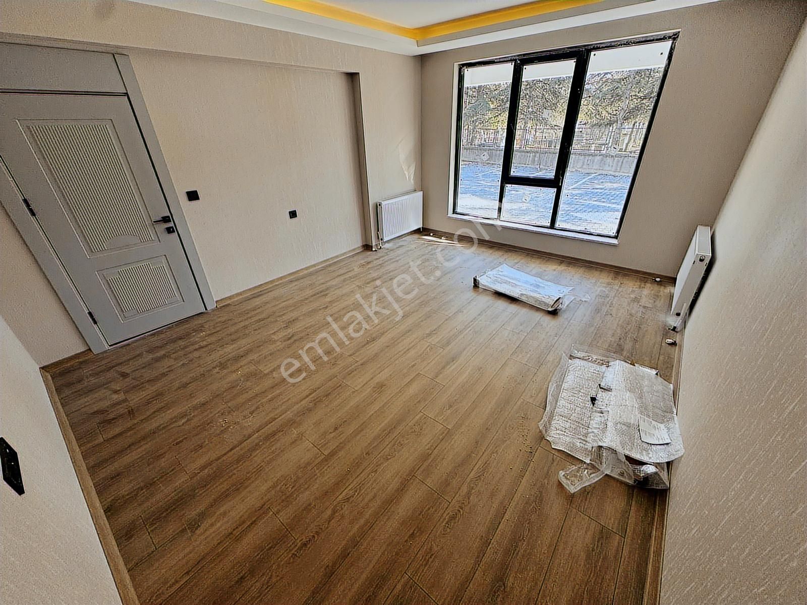 Ulukan'dan Atatürk Mah'de Merkeze Yakın Sıfır Binada 3+1 Daire ! - Görsel 23