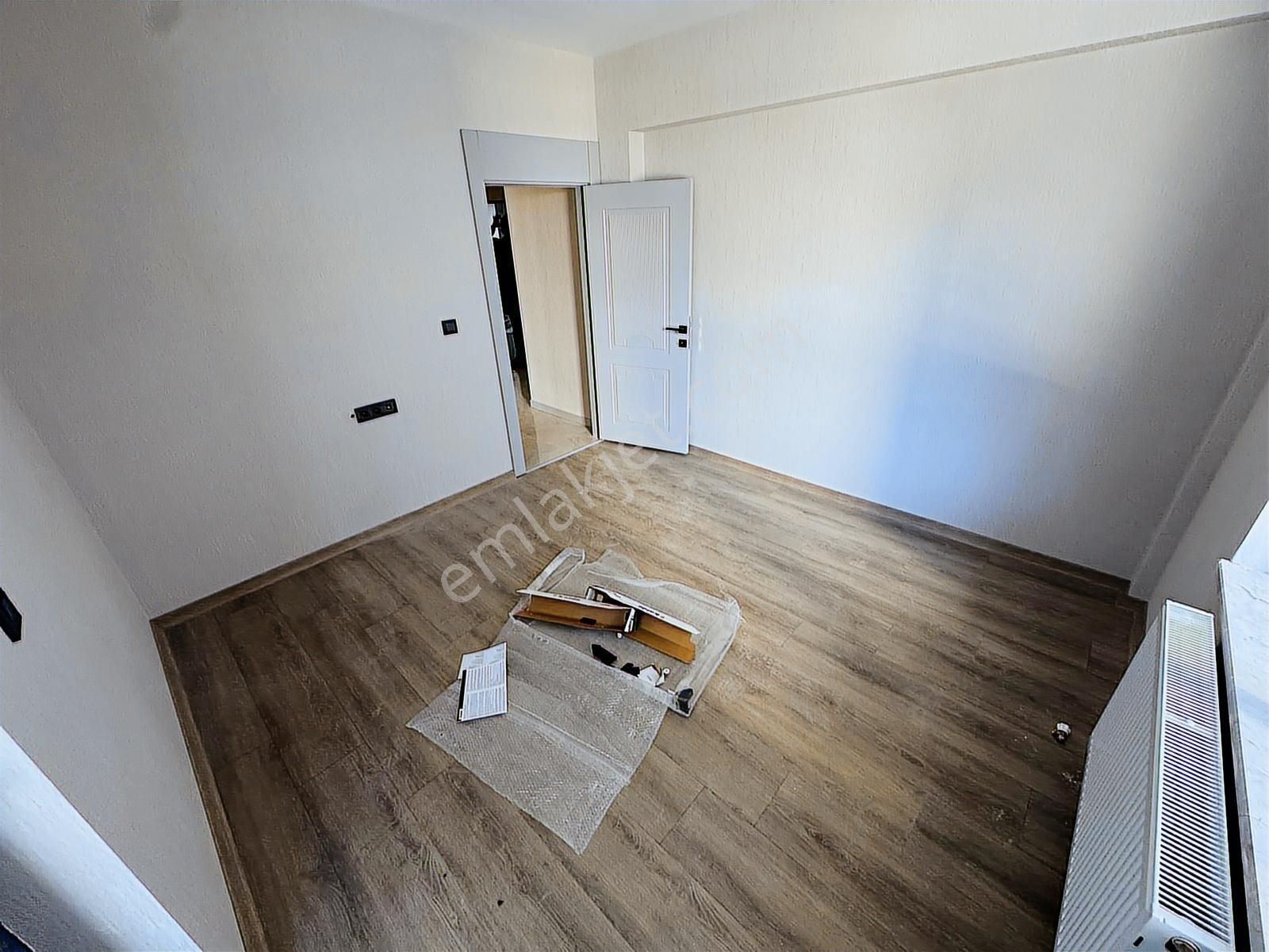 Ulukan'dan Atatürk Mah'de Merkeze Yakın Sıfır Binada 3+1 Daire ! - Görsel 15