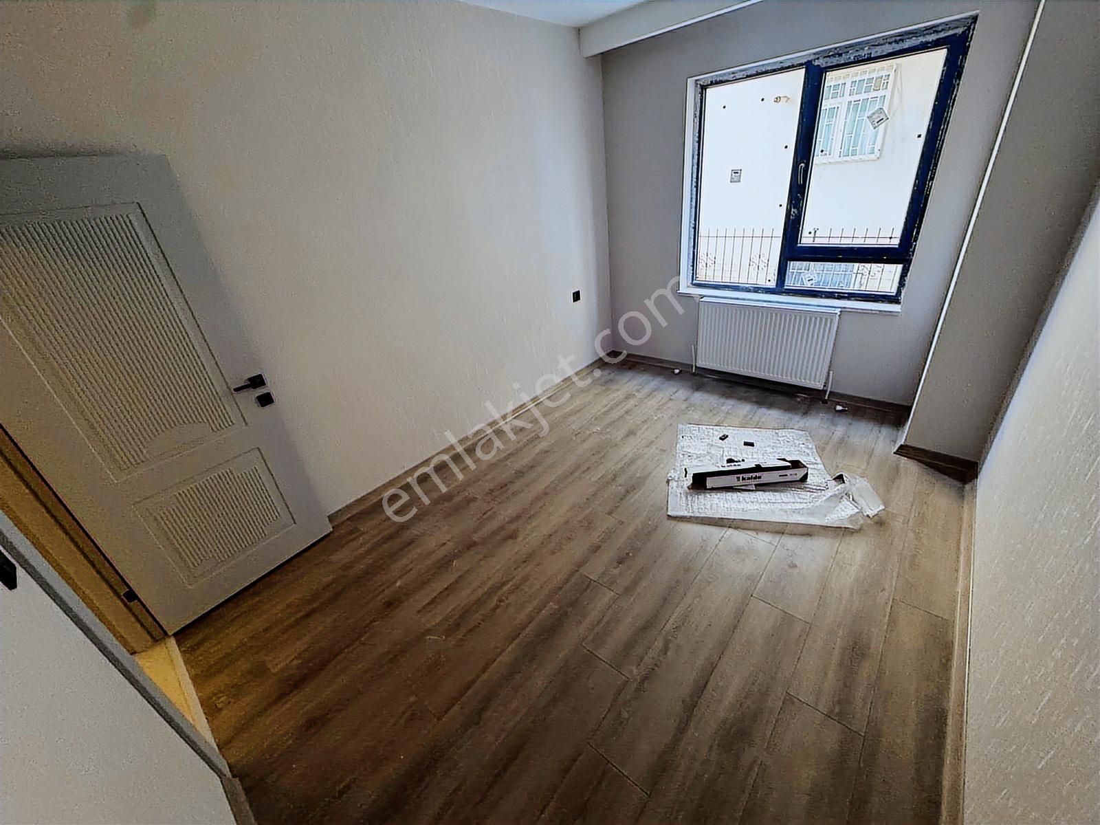 Ulukan'dan Atatürk Mah'de Merkeze Yakın Sıfır Binada 3+1 Daire ! - Görsel 4