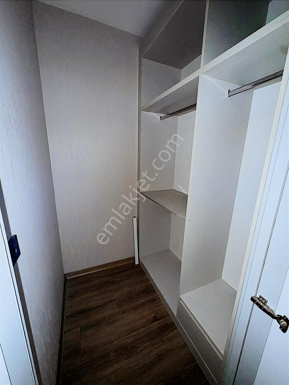 Ulukan'dan Atatürk Mah'de Merkeze Yakın Sıfır Binada 3+1 Daire ! - Görsel 32