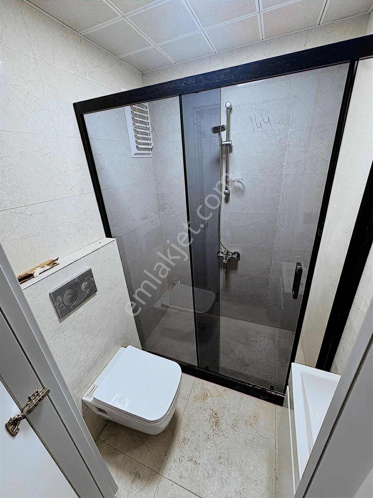 Ulukan'dan Atatürk Mah'de Merkeze Yakın Sıfır Binada 3+1 Daire ! - Görsel 3