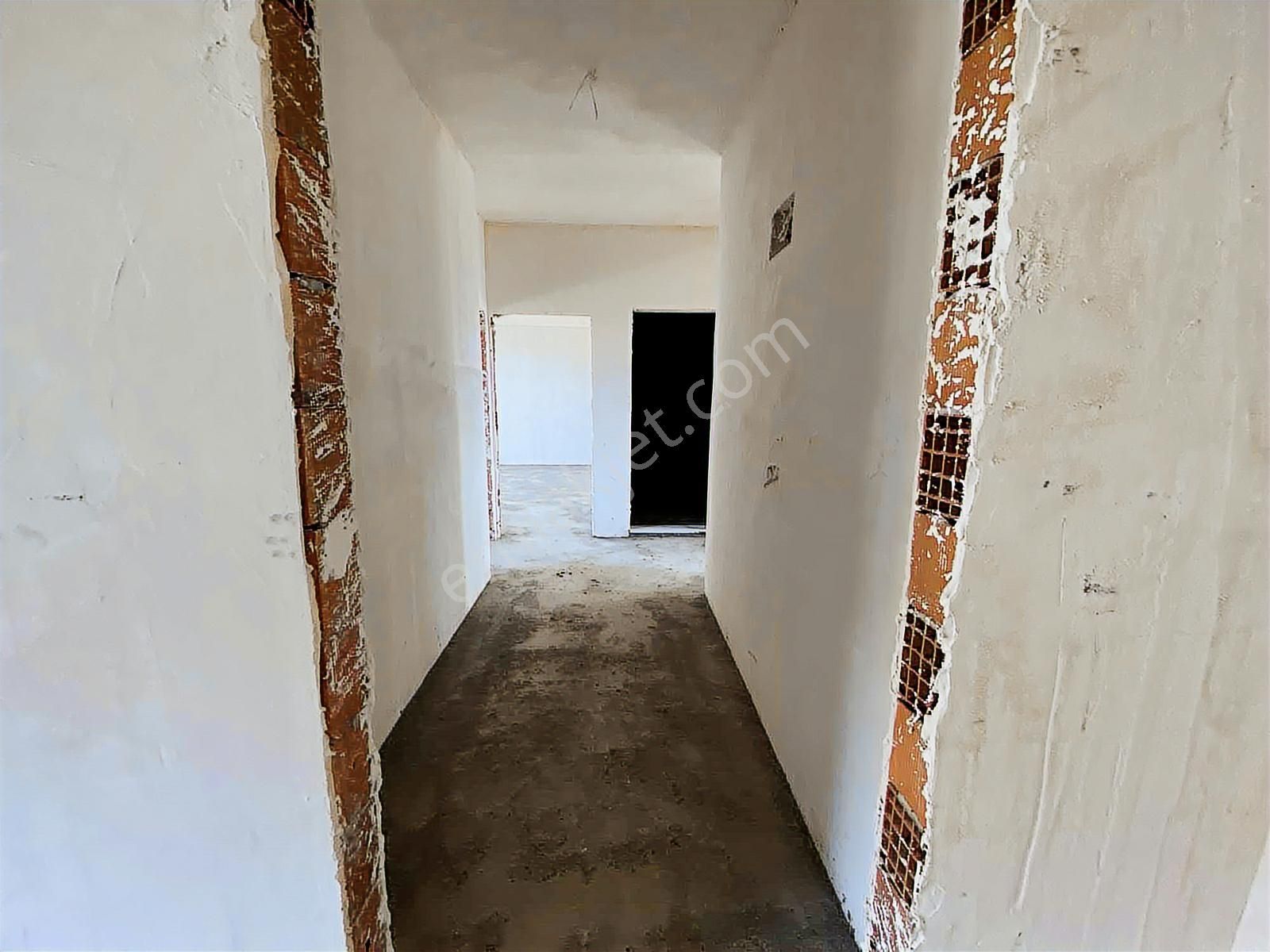 Arifiye Fatih Mah. 3+1 Daire (ebeveyn Banyolu,yerden Isıtma) - Görsel 4