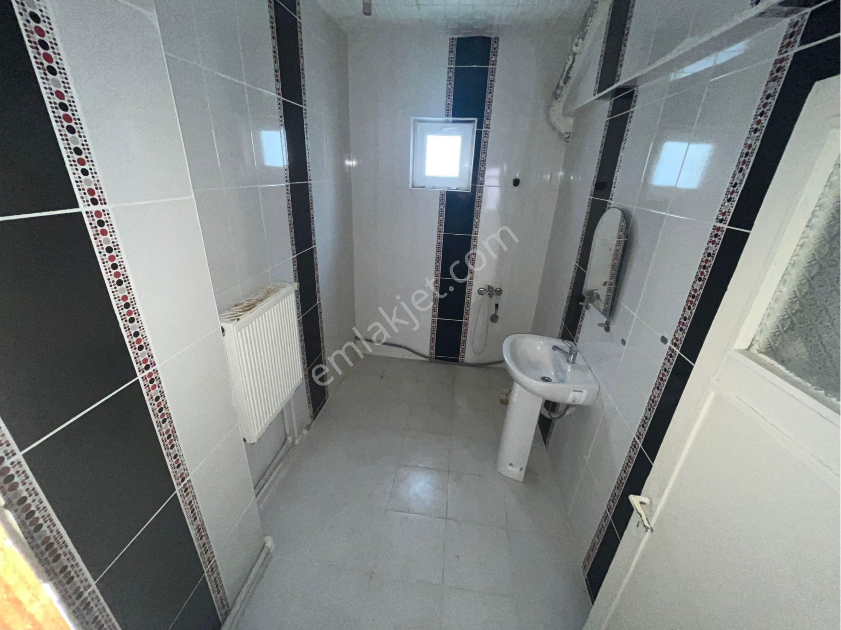 İstasyon Mah'de Ara Katta Geniş Kaçmayacak Fırsat Daire.. - Görsel 24