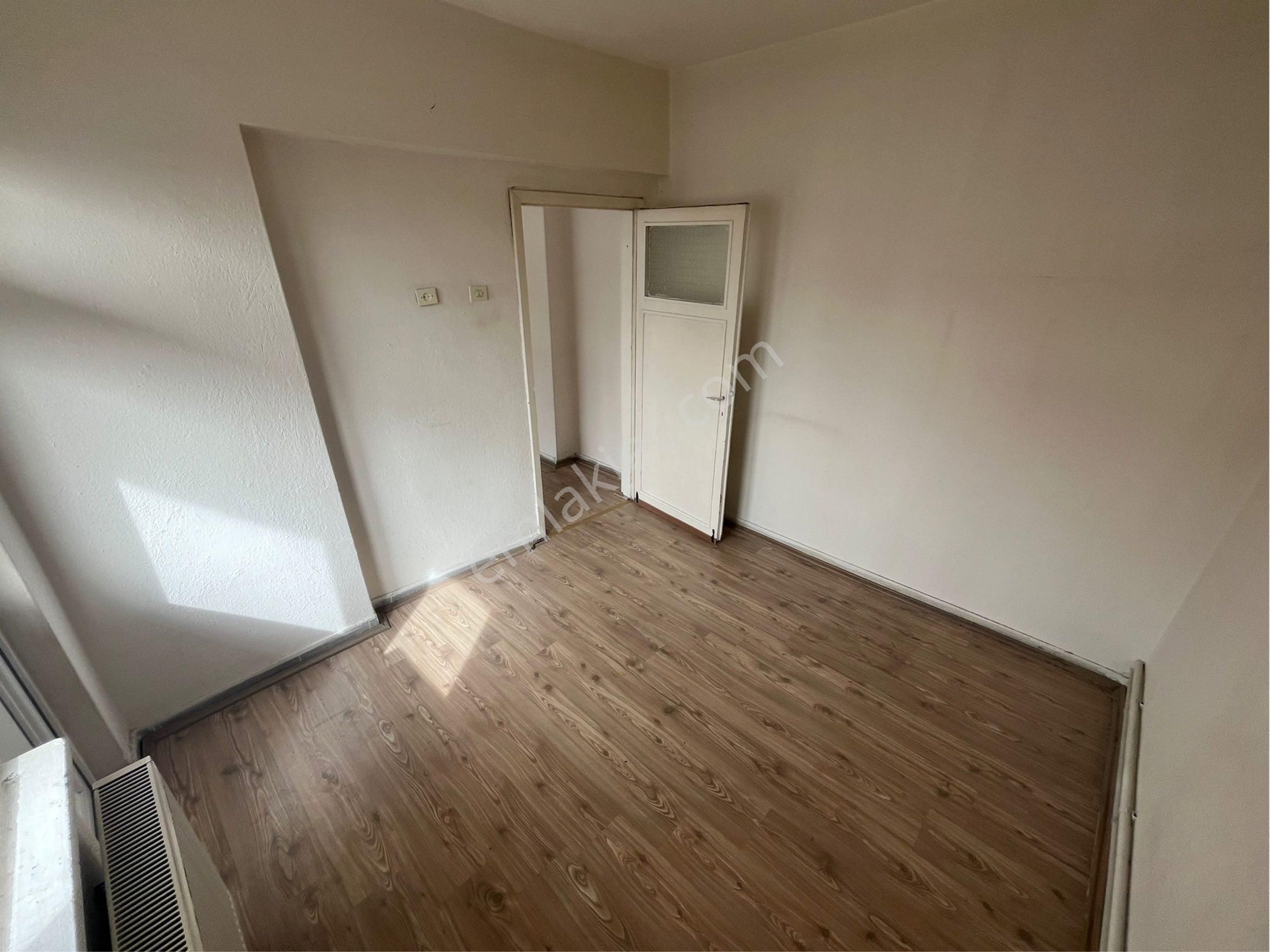 İstasyon Mah'de Ara Katta Geniş Kaçmayacak Fırsat Daire.. - Görsel 8