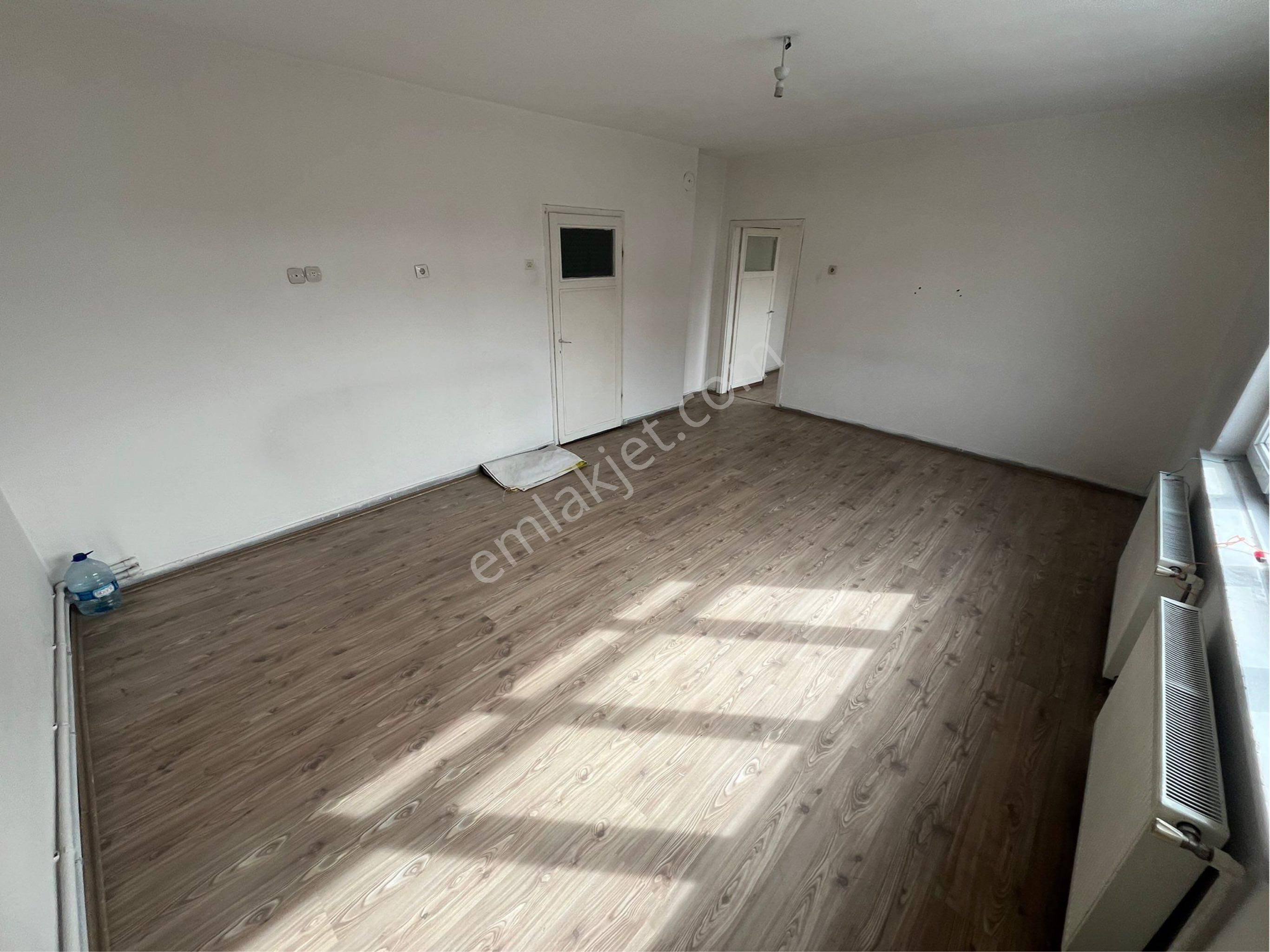 İstasyon Mah'de Ara Katta Geniş Kaçmayacak Fırsat Daire..