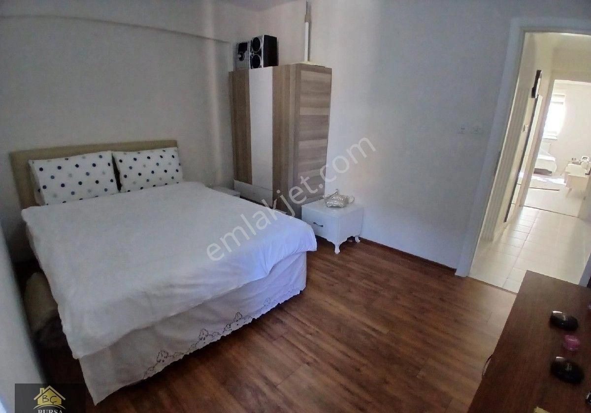 Bursa Yıldırım Sinandede Fsm De Arakat Kombili 2+1 Bakımlı Daire - Görsel 9