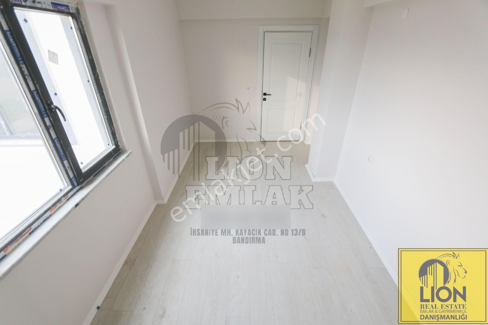 Lıon Emlak'tan Ayyıldız'da Deniz Manzaralı Arakat Açık Mutfaklı Kiralık 2+1 Daire - Görsel 29