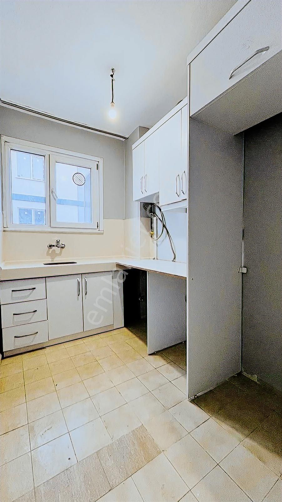 Silivri Alibey Mah.de Kiralık 2+1 Ara Kat, Önü Açık Ferah Daire - Görsel 12