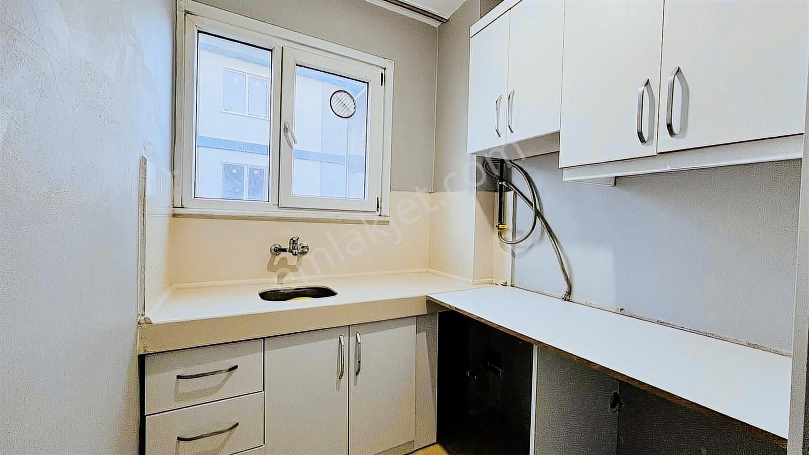 Silivri Alibey Mah.de Kiralık 2+1 Ara Kat, Önü Açık Ferah Daire - Görsel 27