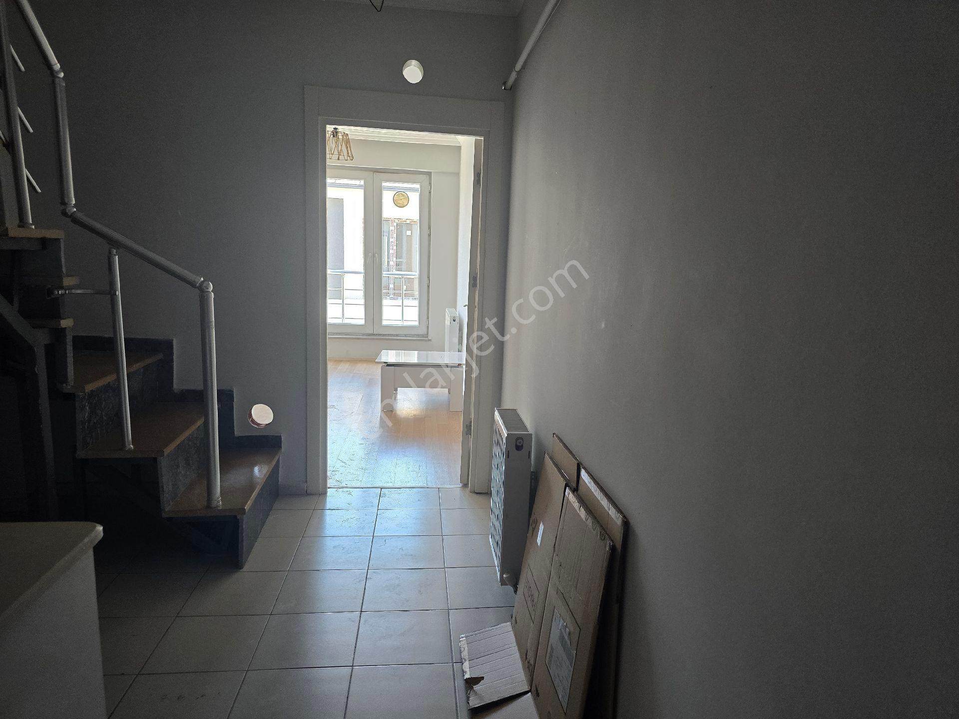 Eskişehir Odunpazarı Büyükdere Mh Kısmi Eşyalı 1+1 Kiralık Dubleks Daire - Görsel 24