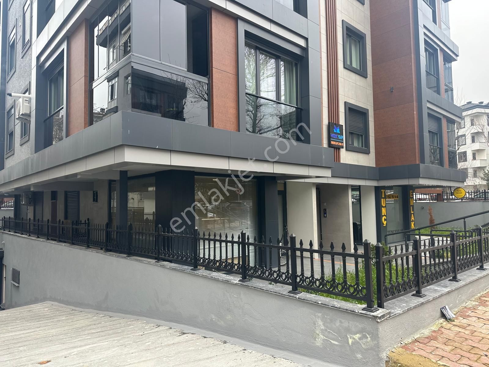 Retro'dan, Bahçelinizam'da, Wc'li, Bahçe Kullanımlı Sıfır Dükkan - Görsel 10