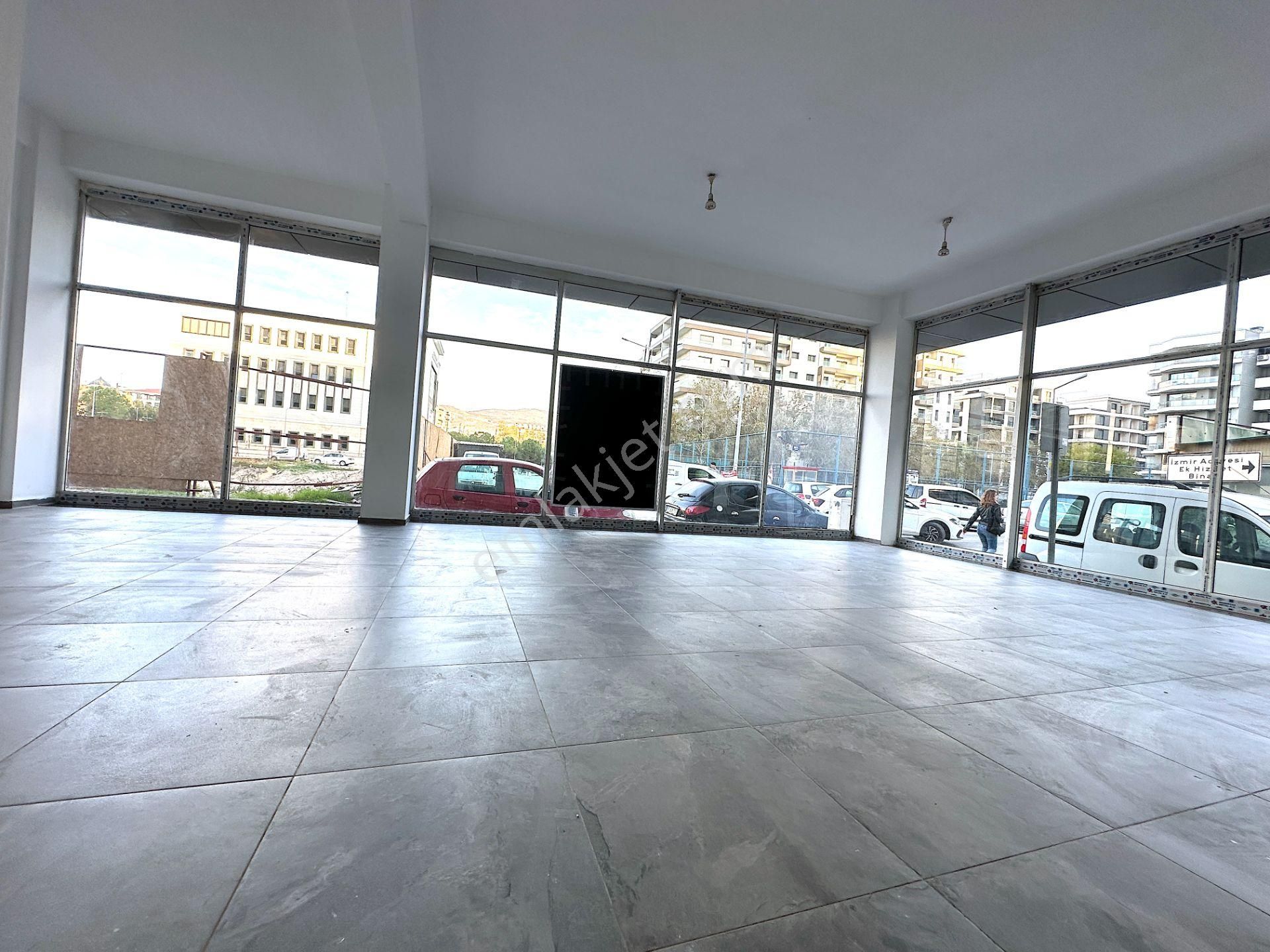 Bayraklı Plazalar Bölgesi Köşe Bodrumlu Kiralık Bacalı Dükkan - Görsel 19