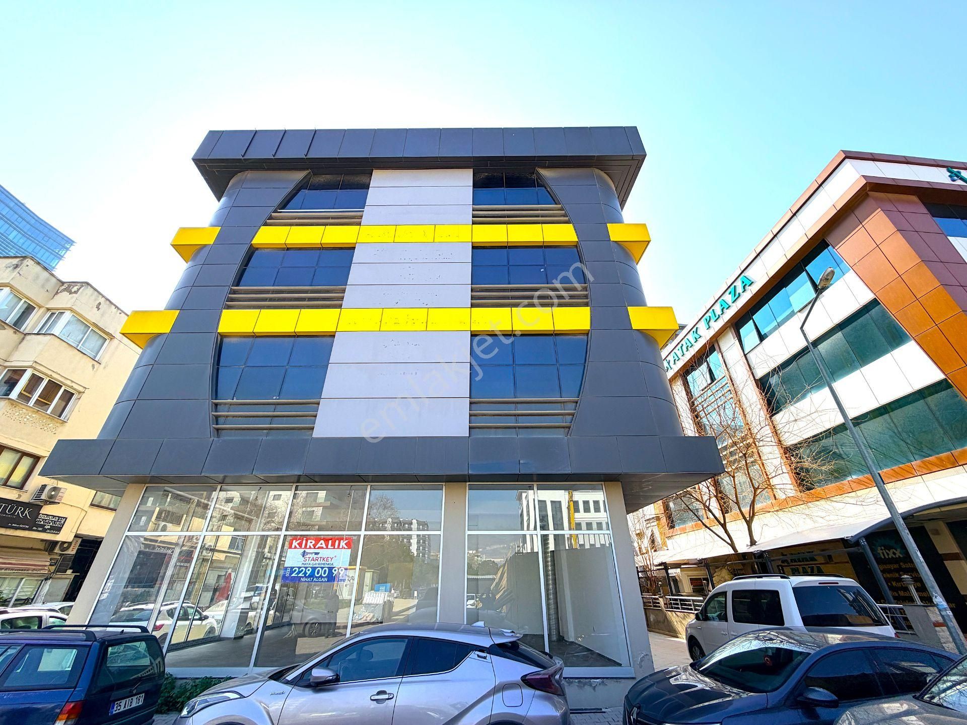 Bayraklı Plazalar Bölgesi Köşe Bodrumlu Kiralık Bacalı Dükkan - Görsel 4